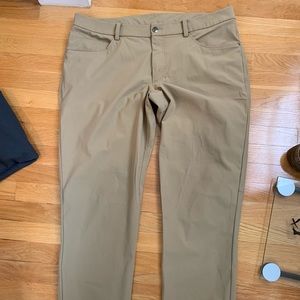 Lululemon ABC pant!